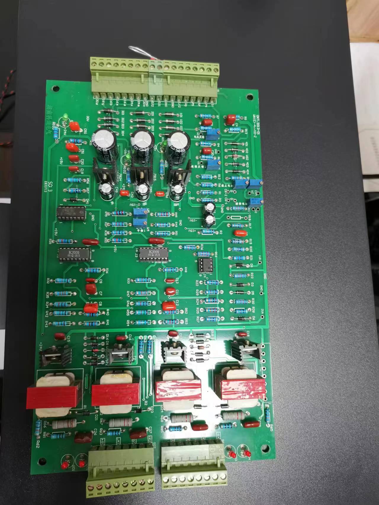 WK(E)-4. 10F電子調節(jié)板